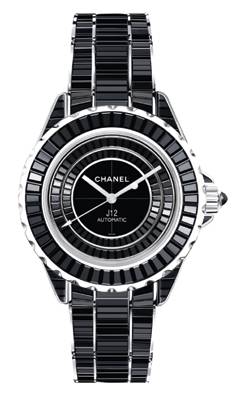 TODOS LOS OJOS PUESTOS EN...CHANEL - desde 1987, Chanel le da al tiempo un encanto único