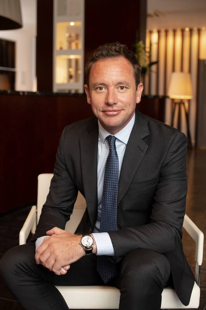 Niels Eggerding es el Director General de Frédérique Constant. 