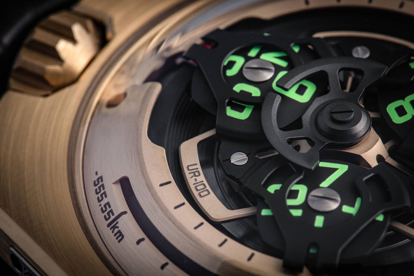 Urwerk: the UR-100