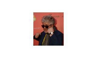 Girard-Perregaux Celebra al Icónico Director Español Pedro Almodóvar
