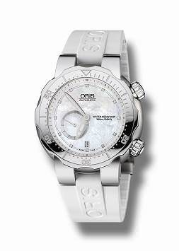 El Oris Divers Titan Small Second, Date Diamonds