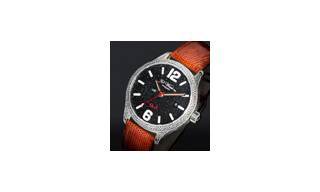 El Frisland God Special Edition de JS Watch Co.- grabado a mano en Islandia