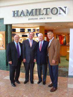 N.O.A junto a Hamilton Jewelers en un evento del mundo de la relojería 