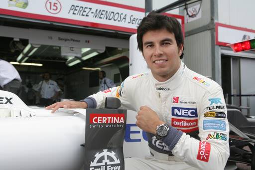 Sergio Perez vistiendo el nuevo Certina DS Podium GMT limited edition