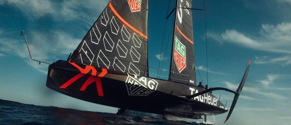 TAG Heuer se asocia con el yate de carreras de alto rendimiento FlyingNikka
