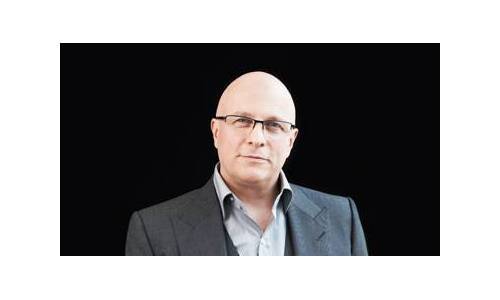 LVMH - TAG HEUER - «Un preciso y calculado movimiento hacia la gama superior»