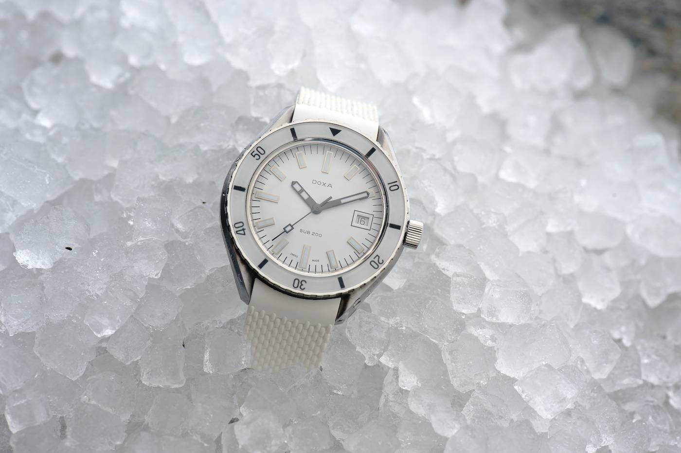 Doxa presenta el SUB 200 Whitepearl