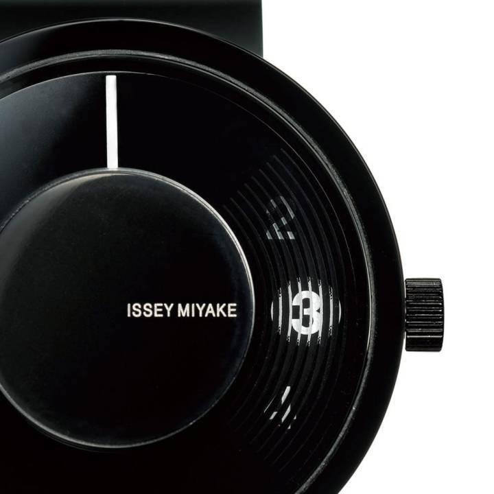 El modelo Issey Miyake Vue diseñado por Yves Behar.