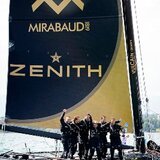 El Ladycat (impulsado por Spindrift racing y esponsorizado por Zenith)