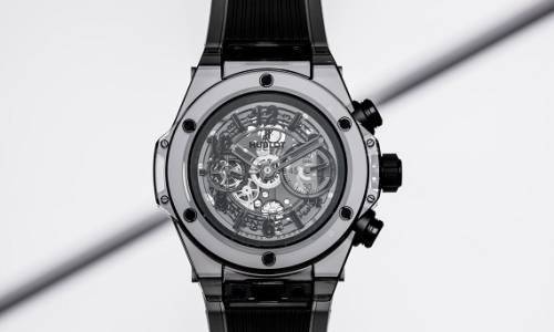 El Reloj del Día NO es el Big Bang Unico Sapphire All Black de Hublot