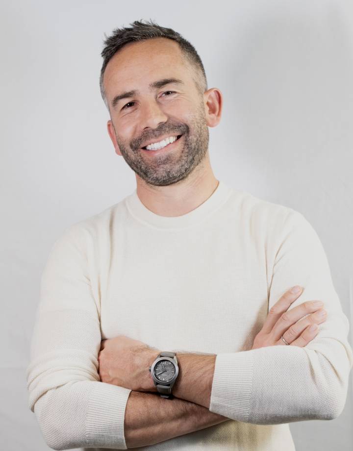 Lilian Thibault es la CEO de Awake. La marca, que se lanzó a finales de 2018, busca despertar en nosotros la conciencia de la belleza natural y la necesidad de preservarla a través de acciones sostenibles.
