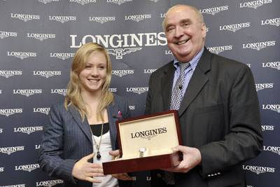 Ariella Kaeslin visita el cuartel general de Longines