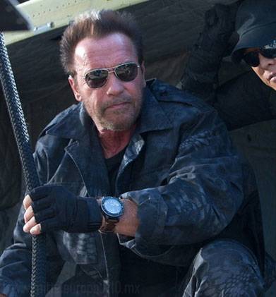Arnold Schwarzenegger llevando el Reloj U-Boat U-42 Unicum en «The Expendables 3»