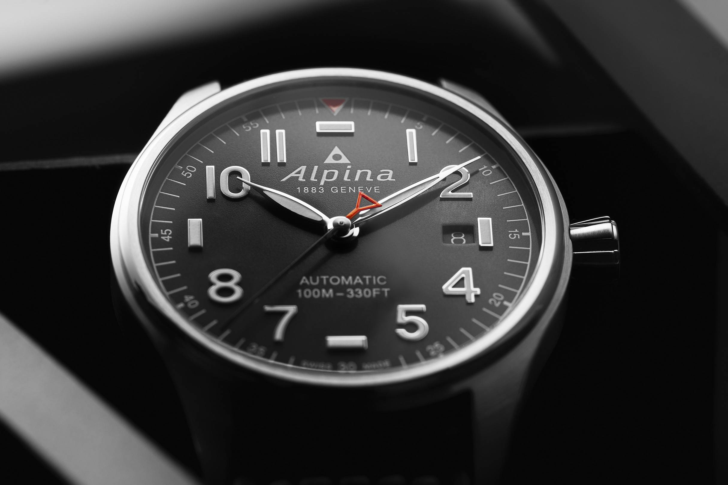 El Alpina Startimer Pilot Automatic en un nuevo tamaño