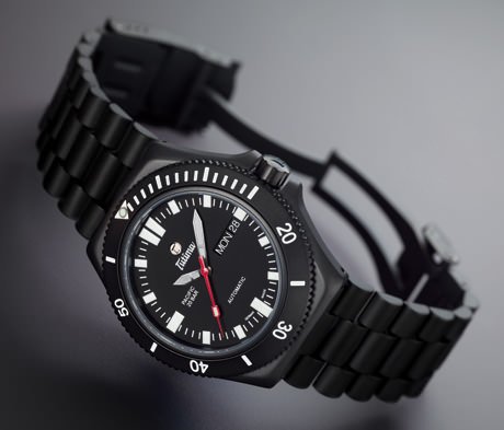 PACIFIC BLACK de Tutima