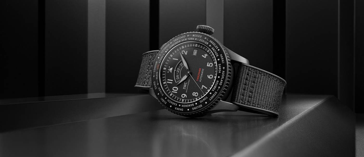 IWC lanza los relojes Top Gun Pilot en Ceratanium®