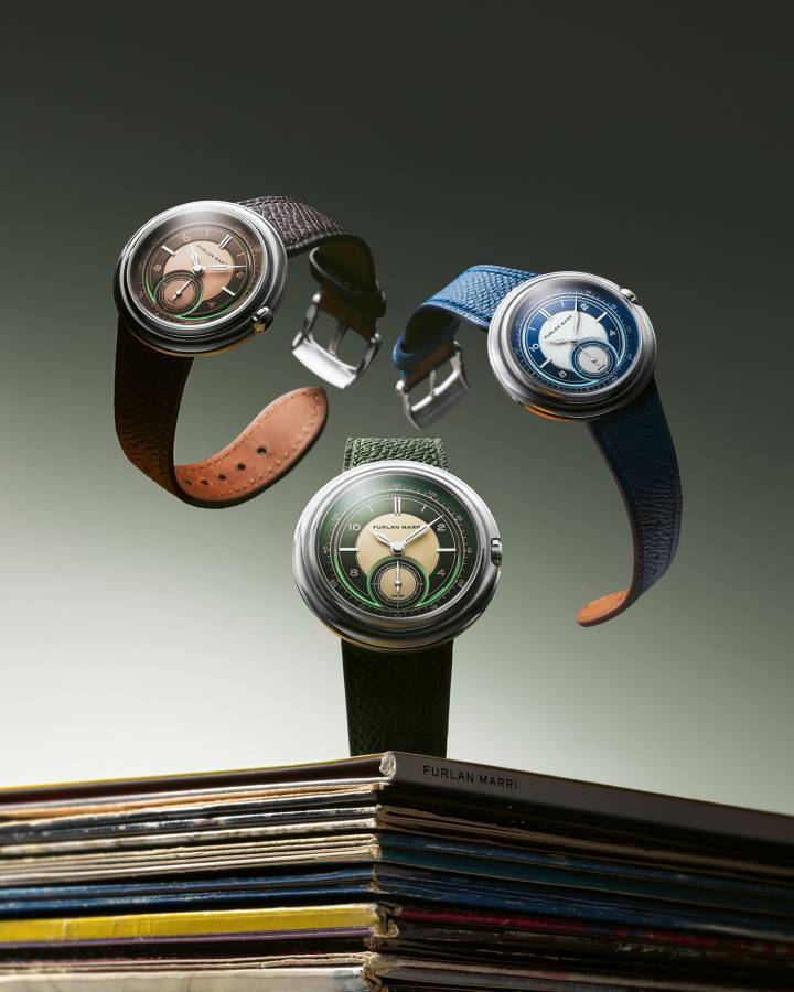 Furlan Marri presenta tres esferas bicolor para su colección Disco Volante: Havana Disco, un hermoso tono salmón contrastado por tonos marrones, Disco Celeste, vestido en tonos azules y blancos, y Disco Verde, con una esfera verde y crema con Super-LumiNova Old Radium
