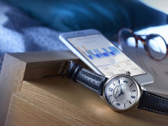 Frederique Constant desvela la nueva colección de smartwatches para damas
