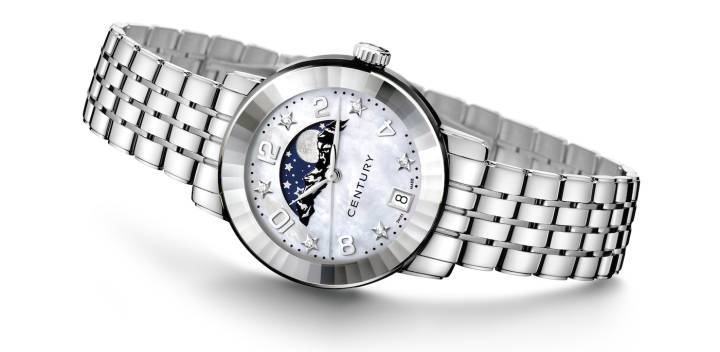 «Century Sapphire» ha sido el sello distintivo de los relojes de la marca suiza desde 1966.