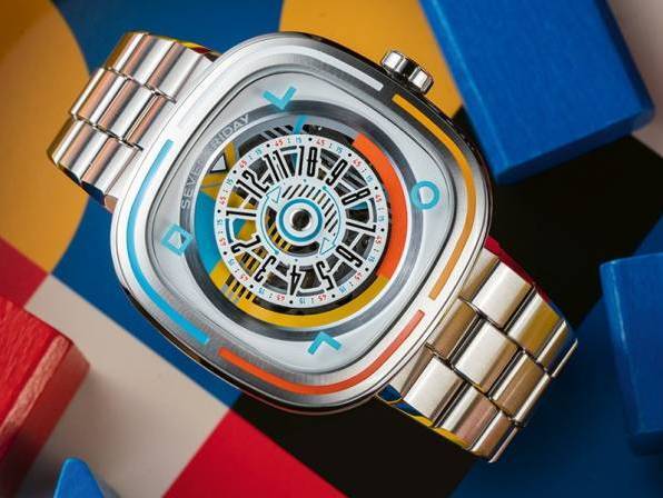 Sevenfriday T-Series T1/08: inspirado en la Bauhaus