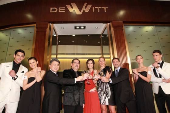 Apertura de la primera boutique de DeWitt en Hong Kong