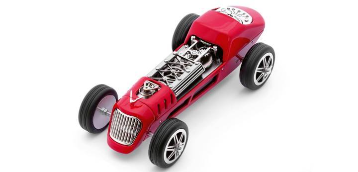 El diseño del Time Fury P18 se inspiró en los autos de carreras de la década de 1950.