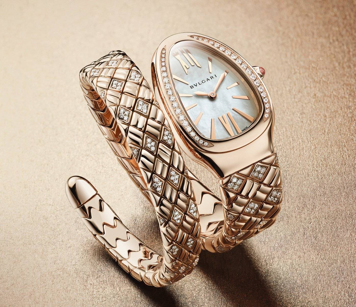 Bulgari_serpenti_spiga_gold_-_europa_star_watch_magazine_2021