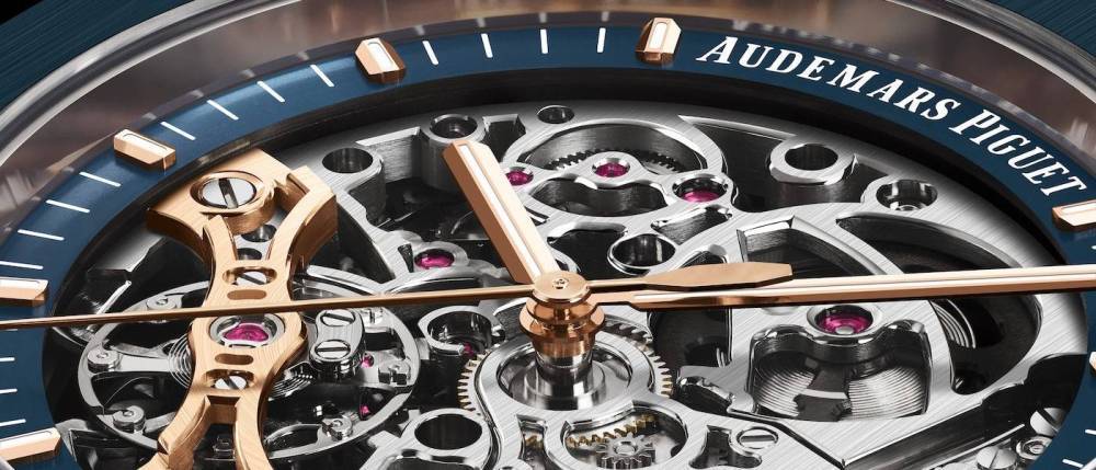 Audemars Piguet revela un nuevo tono de cerámica