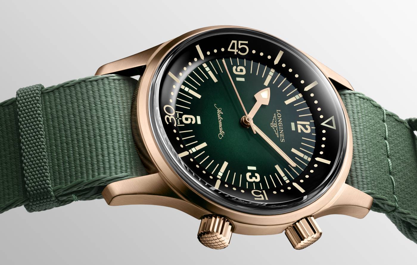 Longines_legend_diver_green_-_europa_star_magazine_2020