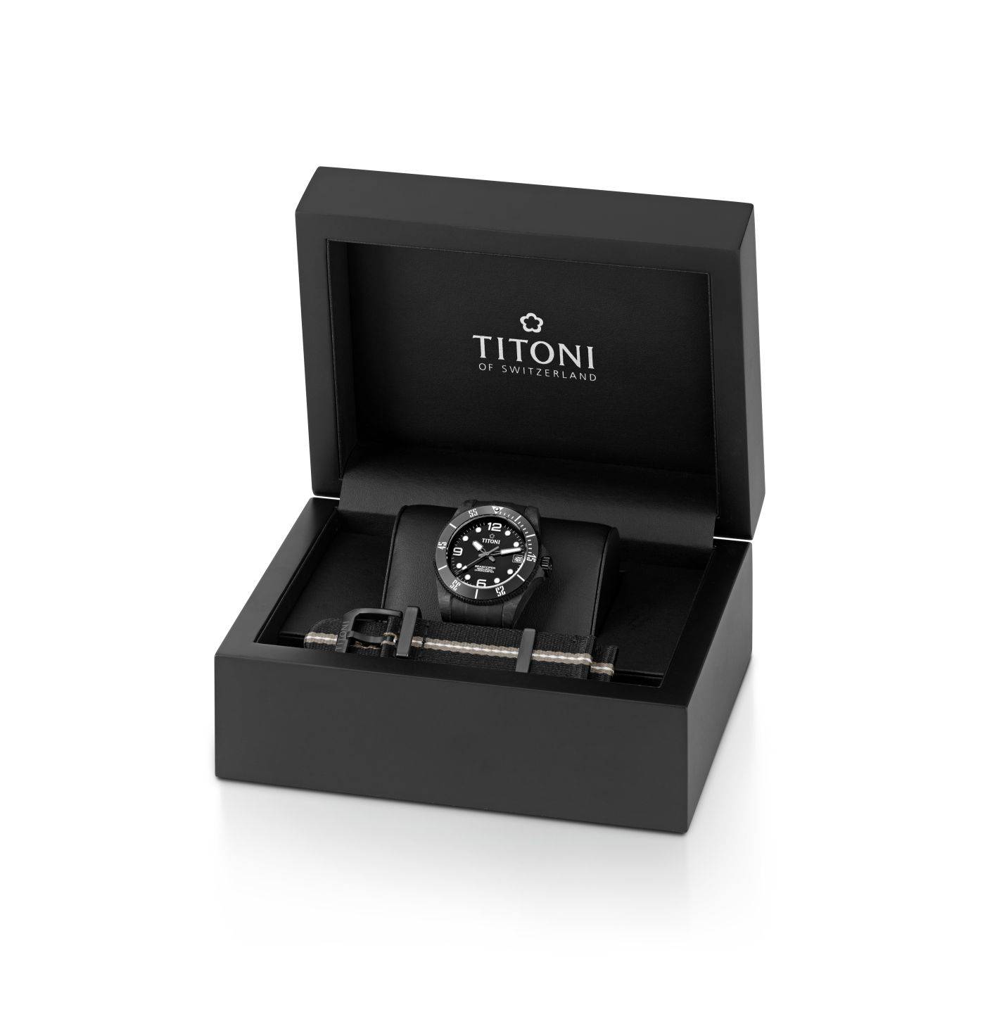 Titoni presenta su primer reloj de carbono