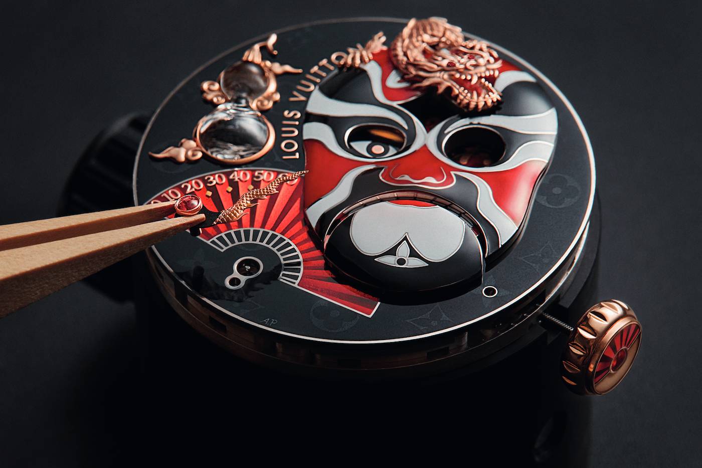 Louis Vuitton presenta el magistral Tambour Opera Automata