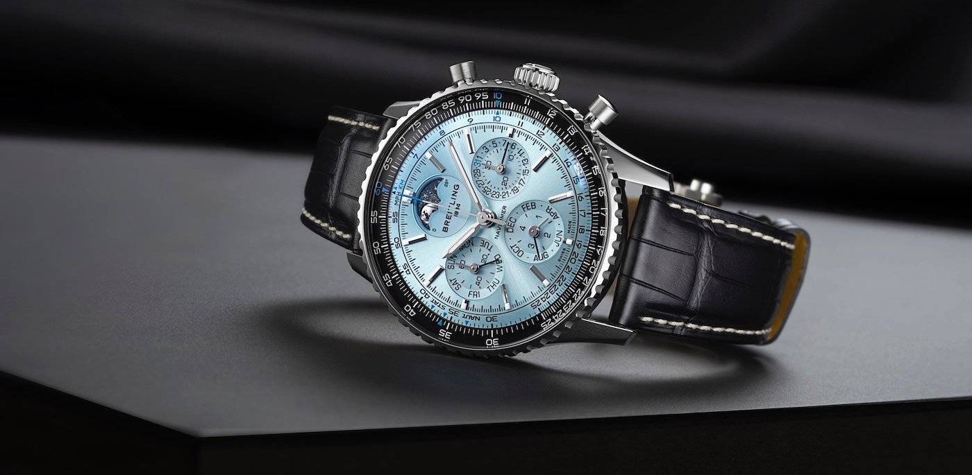 El nuevo cronógrafo con calendario perpetuo Navitimer B19 azul hielo de Breitling