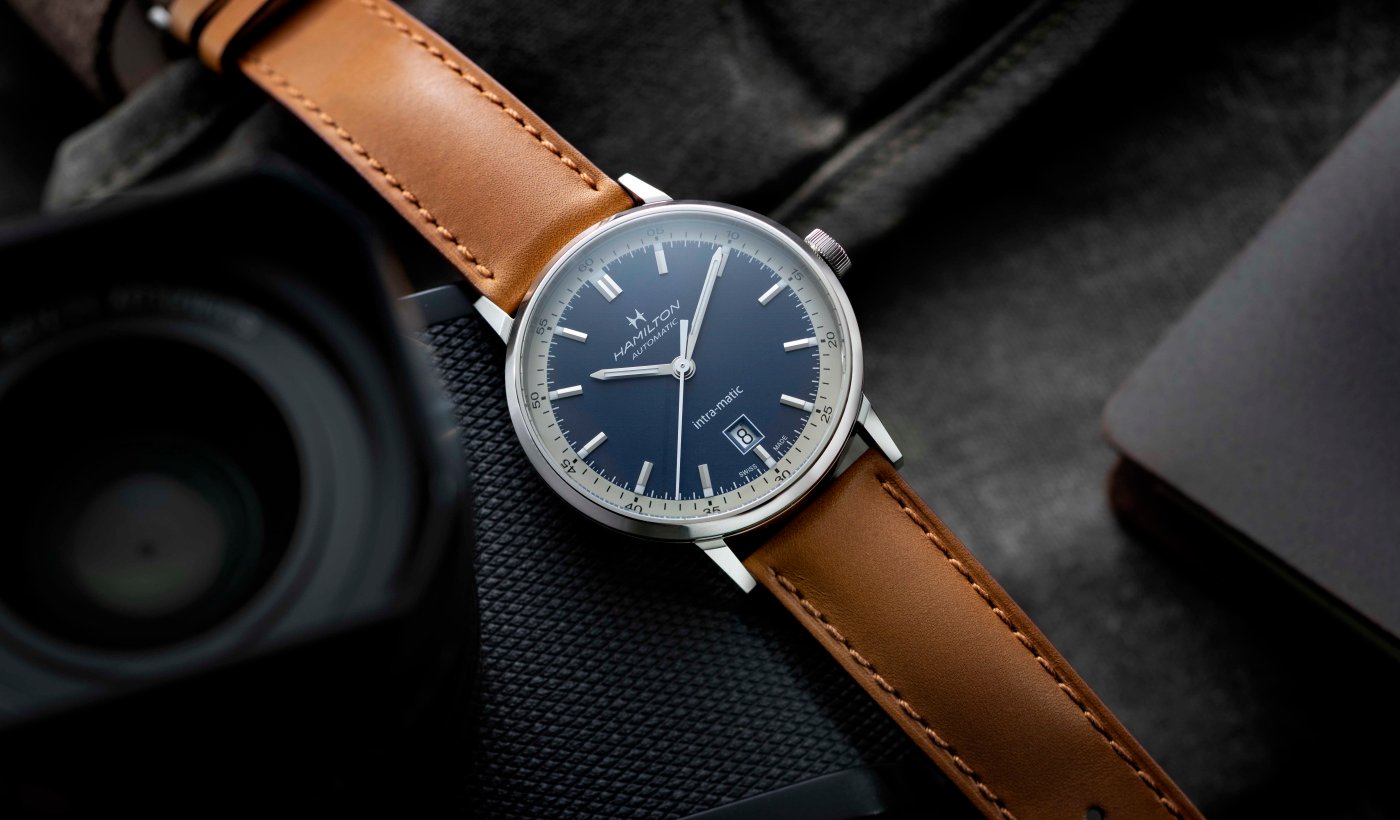 Hamilton_intra-blue_-_europa_star_watch_magazine_2020