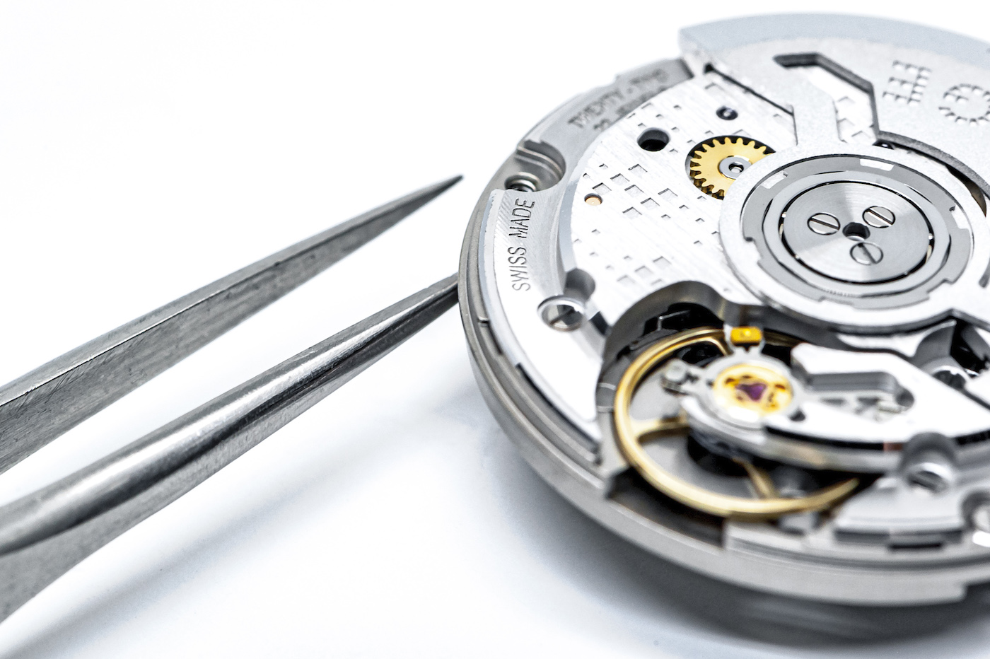 Un equipo Suizo de I+D presenta la “fabricación de relojes hospedada”