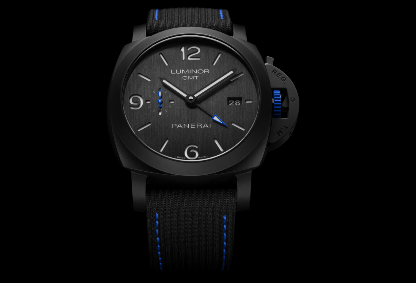 Panerai_luminor_gmt_bucherer_blue_-_Europa_Star_watch_magazine_2020