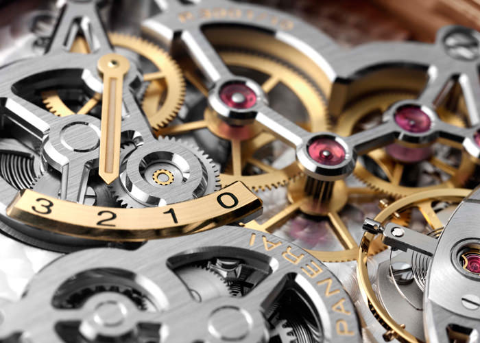 El calibre P.3001/10, entiramente desarrollado fabricado por la manufactura de Officine Panerai en Neuchâtel