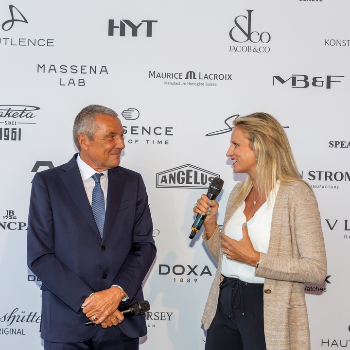 Jean-Christophe Babin con la consejera de Estado de Ginebra Delphine Bachmann en Geneva Watch Days