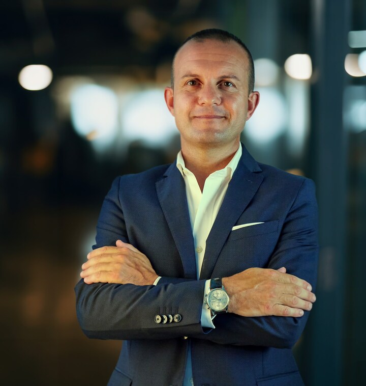 Massimiliano Quintavalle representa la tercera generación al frente de La Vallée.